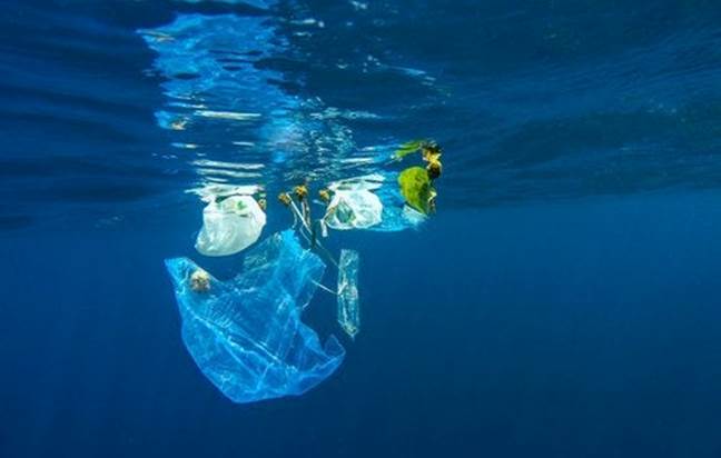 пластик забруднює океани